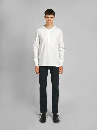 Merz b. Schwanen White Long Sleeve Henley Sweater