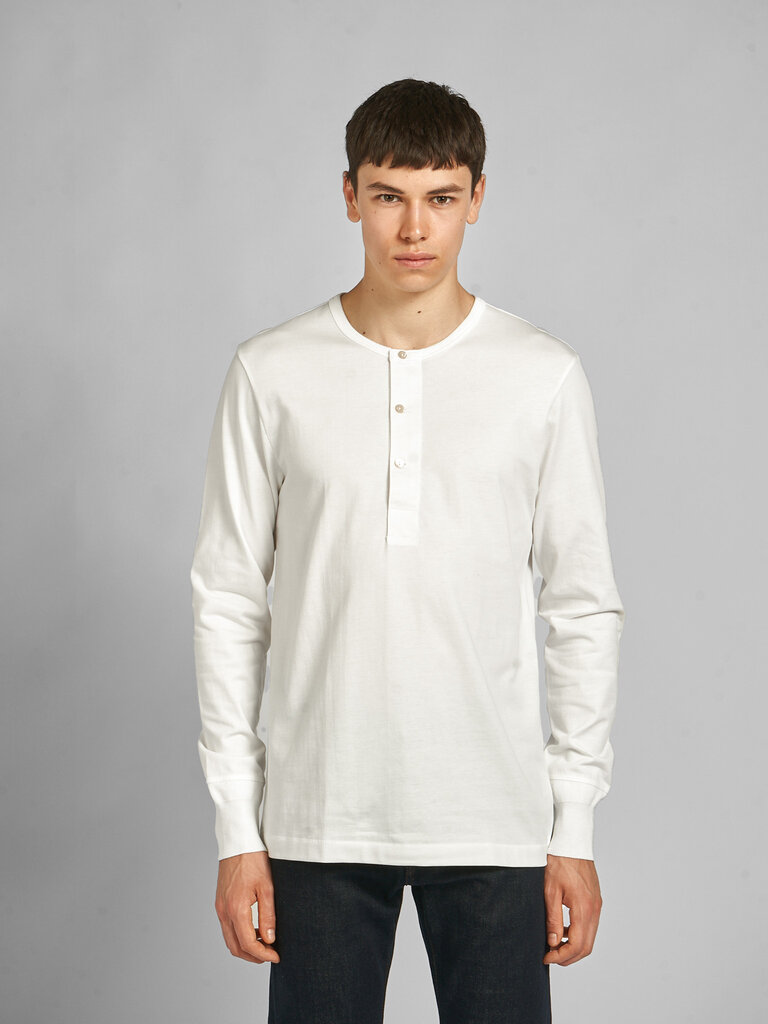 Merz b. Schwanen White Long Sleeve Henley Sweater