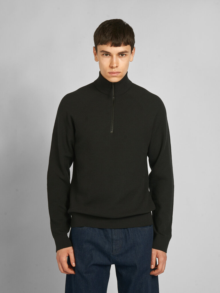 Veilance Black Conic Wool Half Zip M Sweater
