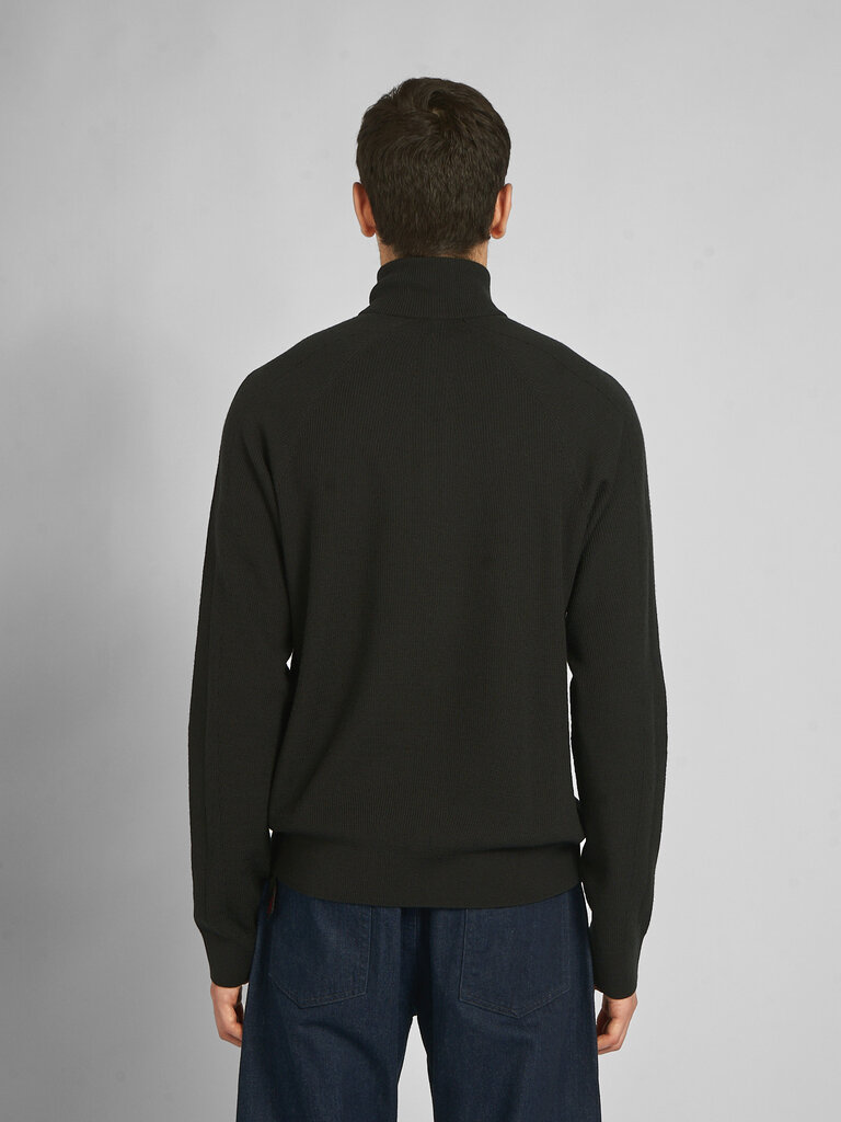 Veilance Black Conic Wool Half Zip M Sweater