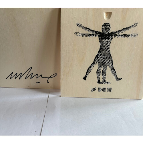 IMBUE VITRUVIAN MAN (BRONZE) WITH SIGNED DISPLAY BOX