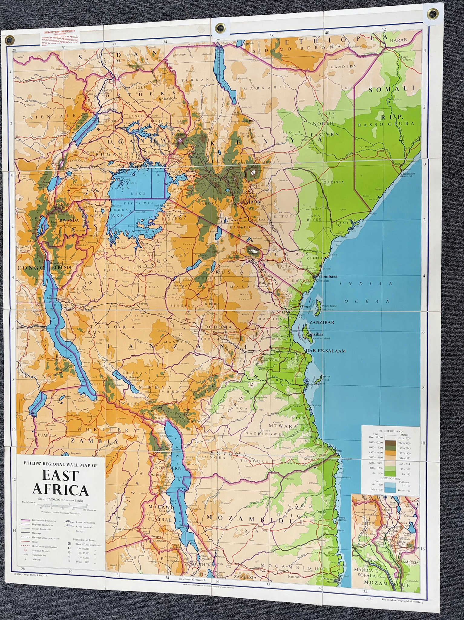 PHILIPS' REGIONAL WALL MAP OF EAST AFRICA - Type & Ink Posters