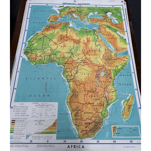 DENOYER-GEPPERT PHYSICAL-POLITICAL MAP OF AFRICA 1970S