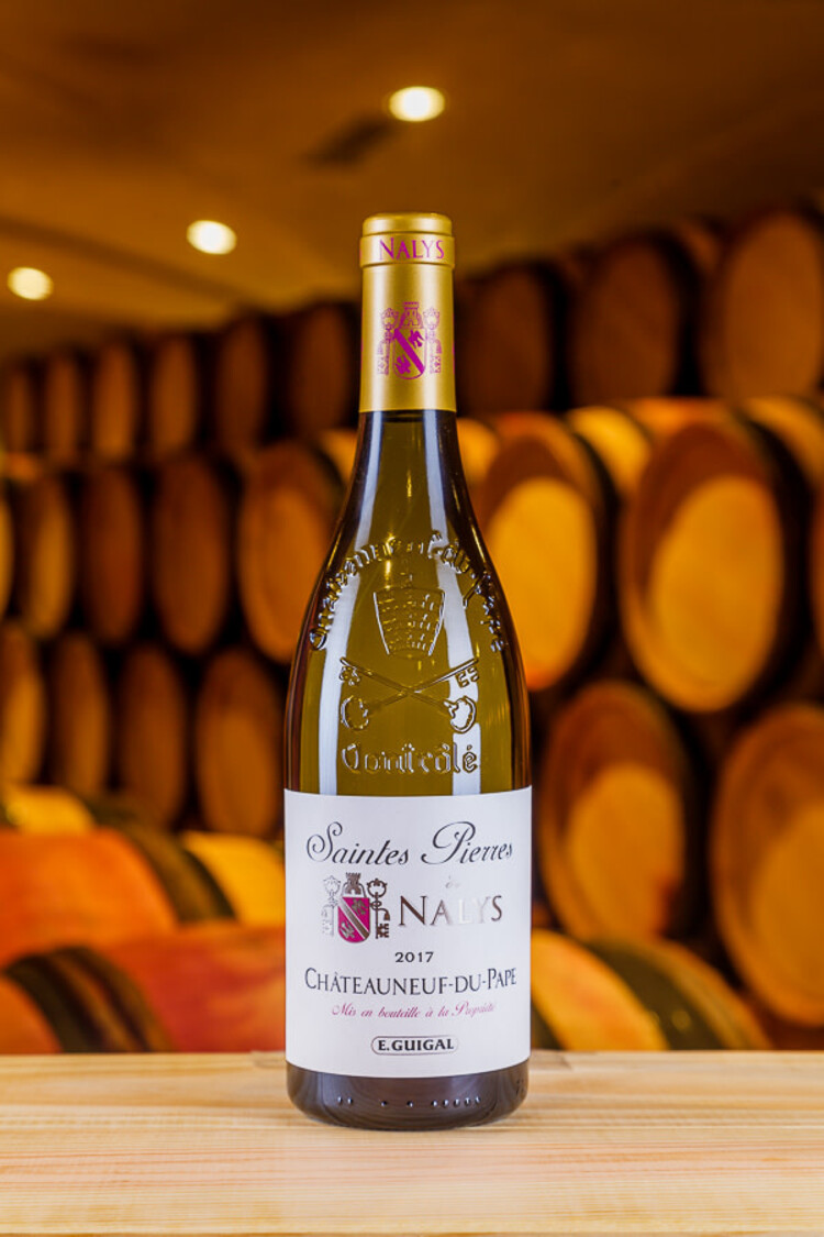 Rhone Chateauneuf-du-Pape Blanc, Chateau De Nalys, Rhone, FR, 2019