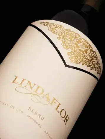 Red Blend Red Blend "LindaFlor", Monteviejo, Mendoza, AR, 2015