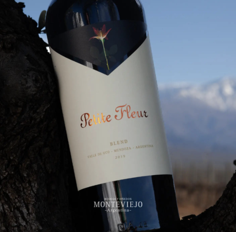 Red Blend Red Blend "Petite Fleur" Monteviejo, Uco Valley, AR, 2022