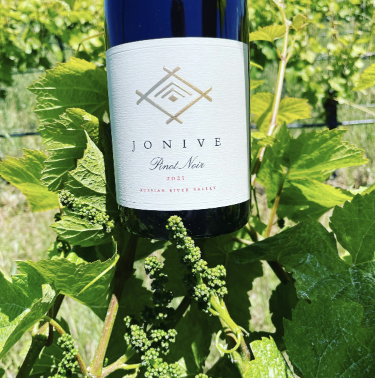 Pinot Noir Pinot Noir "Estate", Jonive, Russian River Valley, CA, 2021
