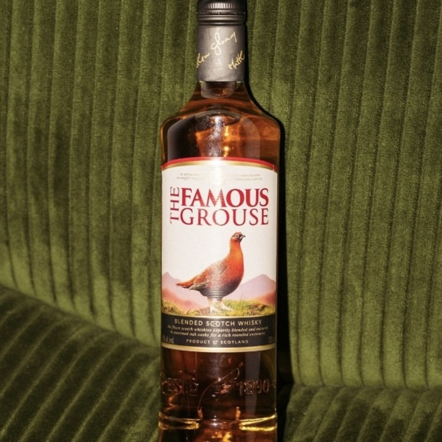激レア 陶器ボトル FAMOUS GROUSE 酒 SCOTCH WHISKY 激レア 陶器ボトル FAMOUS GROUSE 酒 SCOTCH WHISKY The Famous