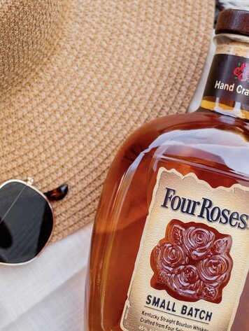 Bourbon Bourbon "Small Batch", Four Roses, 750mL