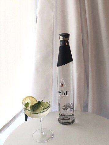 Vodka Vodka, Stolichnaya "Elit", 750mL