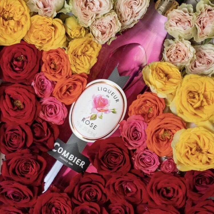 Cordials/Liqueurs Liqueur "Rose", Combier, 700mL