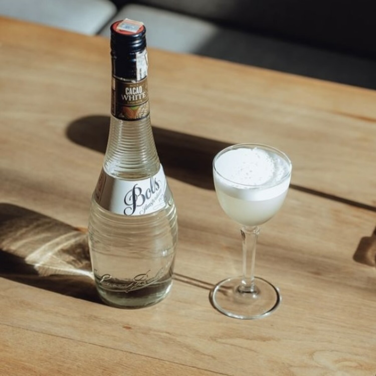 Carlsbad Cordial-Medoc ホワイトボトル Cordials, White Creme de Cocoa, Bols, 1L - Michael's Wine Cellar