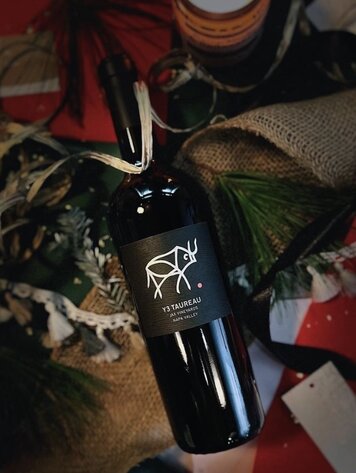 Red Blend Red Blend “Y3 Taureau”, Jax Vineyards, Napa Valley, CA, 2022 (Kirk Venge)