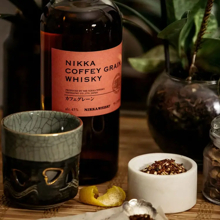 Japanese Whisky Japanese Whisky “Coffey Grain”, Nikka , Japan, 750mL