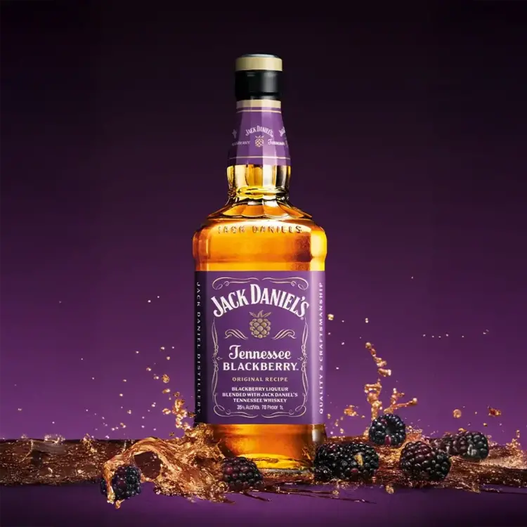 Whiskey Whiskey "Blackberry" Jack Daniels, 1L