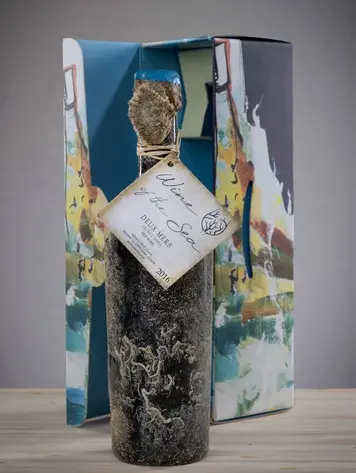 Other Reds Deux Mers, Wines Of The Sea, 750mL