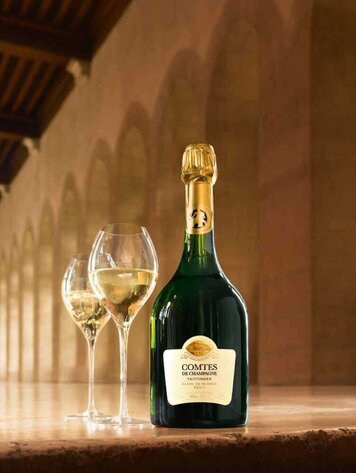 Champagne Champagne "Blanc de Blancs Comtes de Champagne", Taittinger, Reims, FR, 2013 (est. 1931)