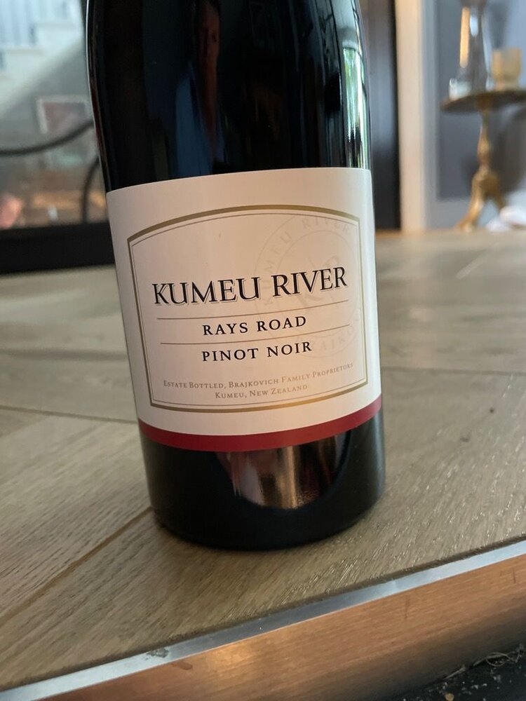 Pinot Noir Pinot Noir "Rays Road", Kumeu, Hawke's Bay, New Zealand, 2023