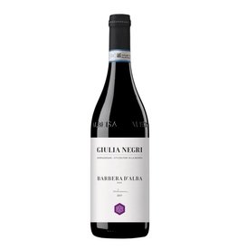 Giulia Negri Barbera d'Alba 2022