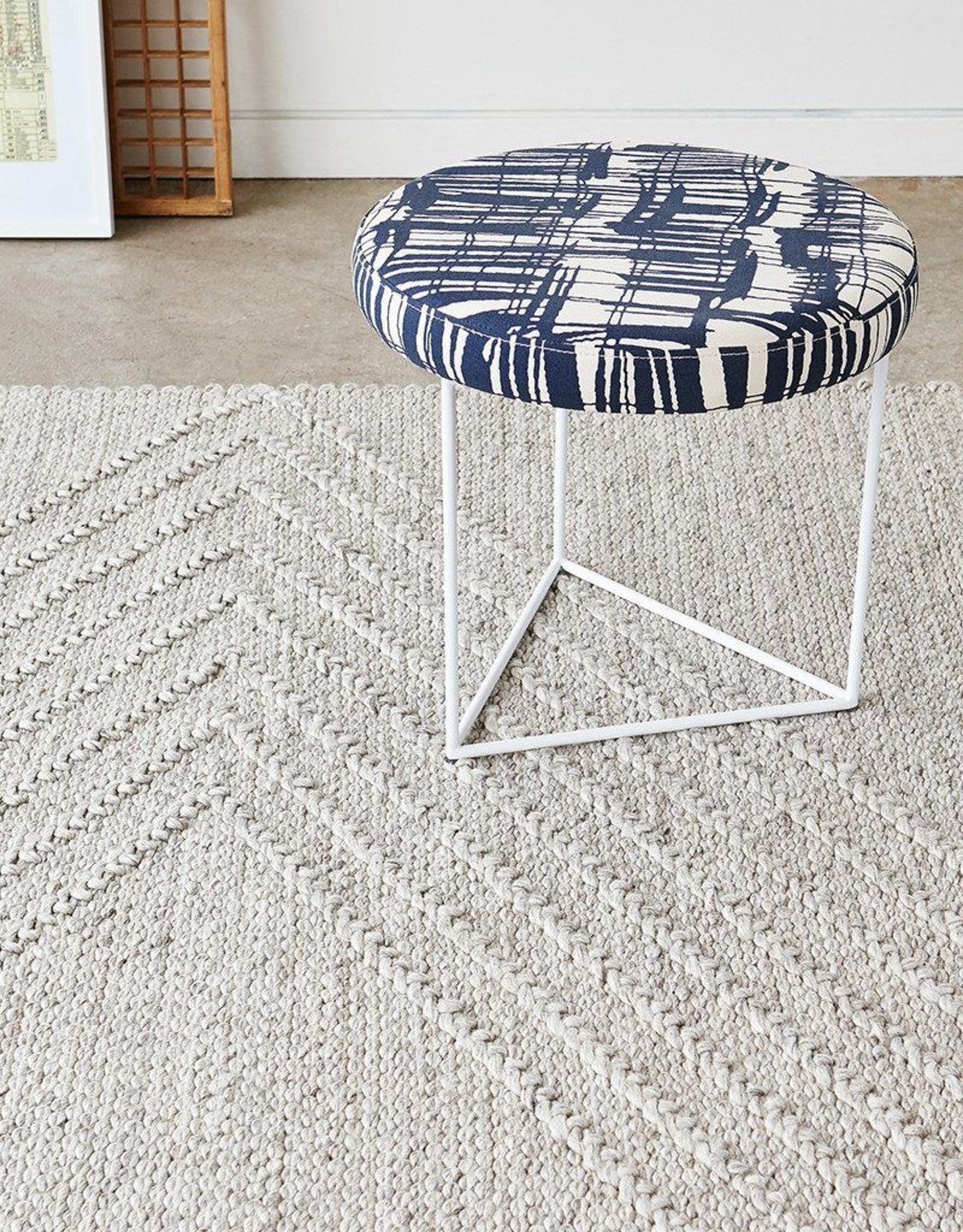 Gus* Modern Avro Rug