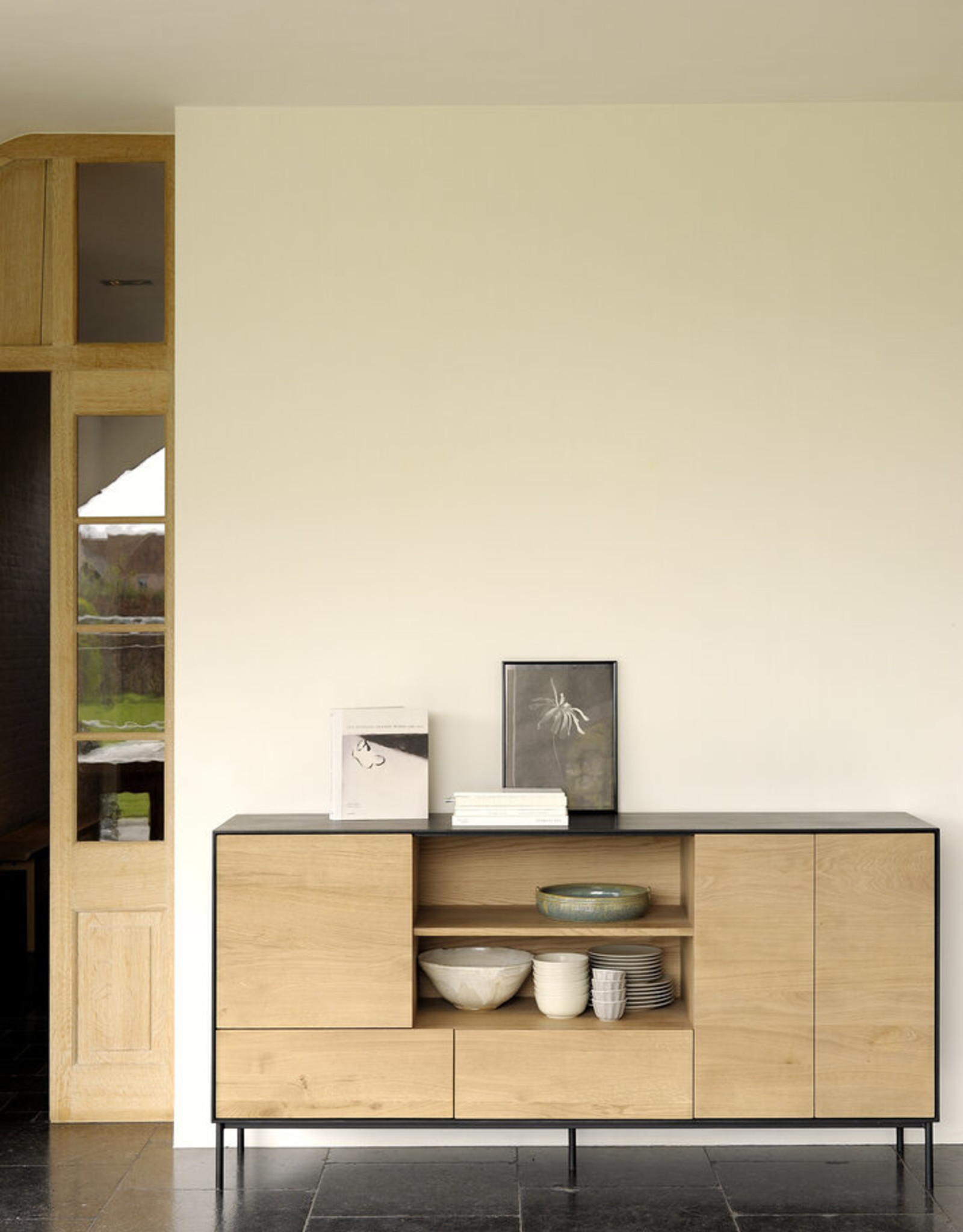 Oak Blackbird Sideboard - 3 Doors - 2 Drawers  - Varnished