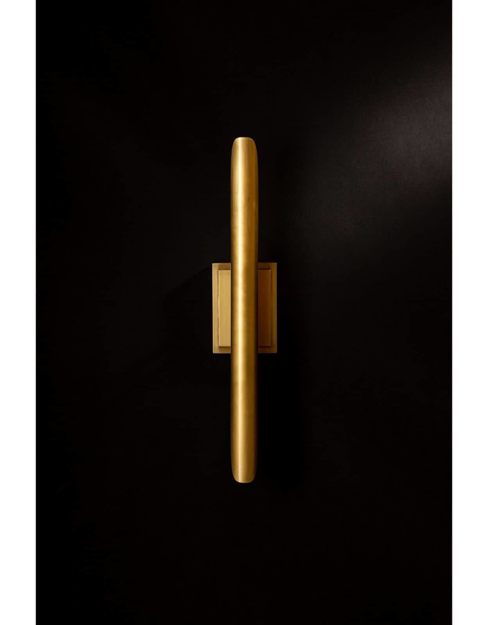 Regina Andrew Design Redford Sconce (Natural Brass)