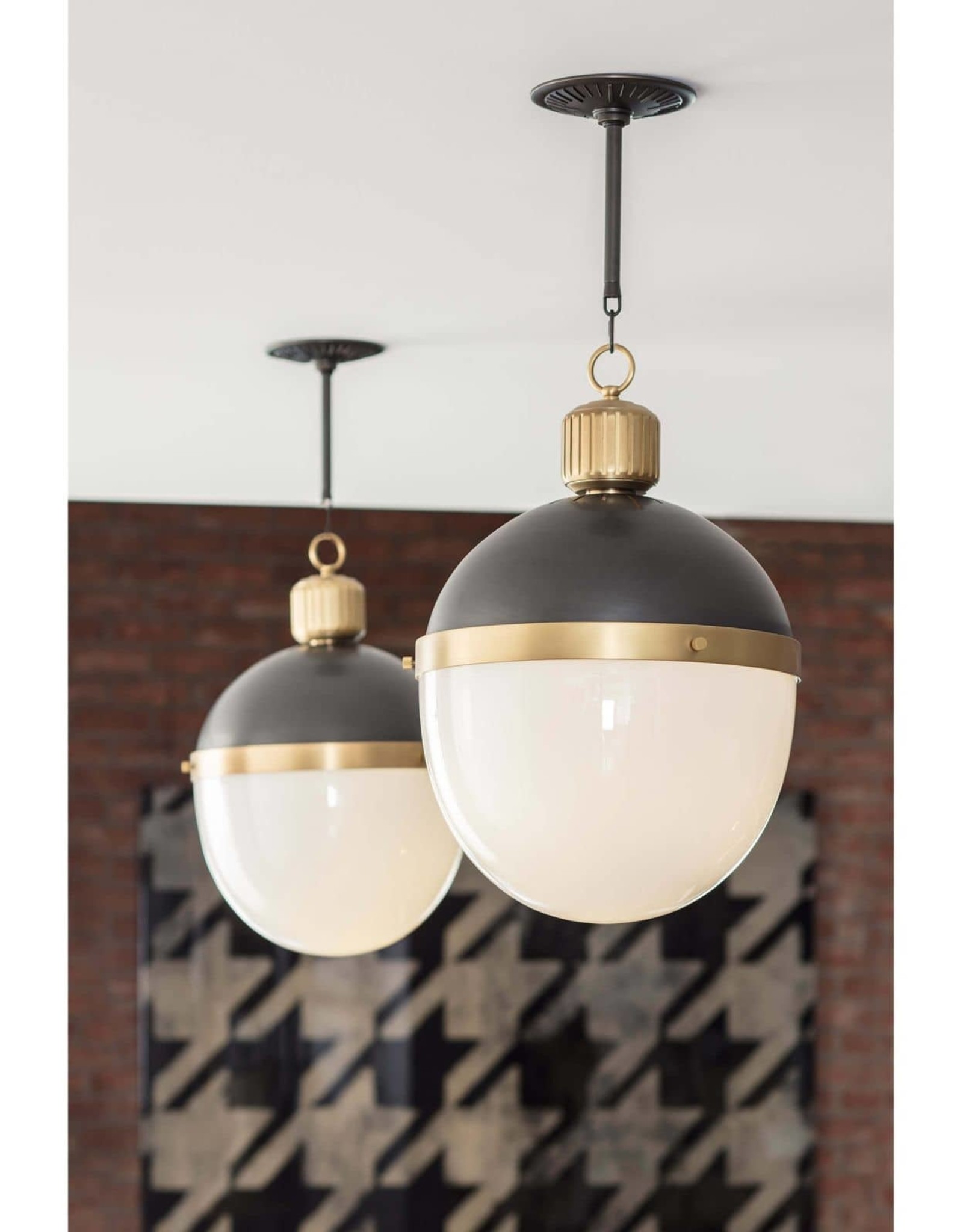 Regina Andrew Design Otis Pendant Large (Blackened and Natural Brass)