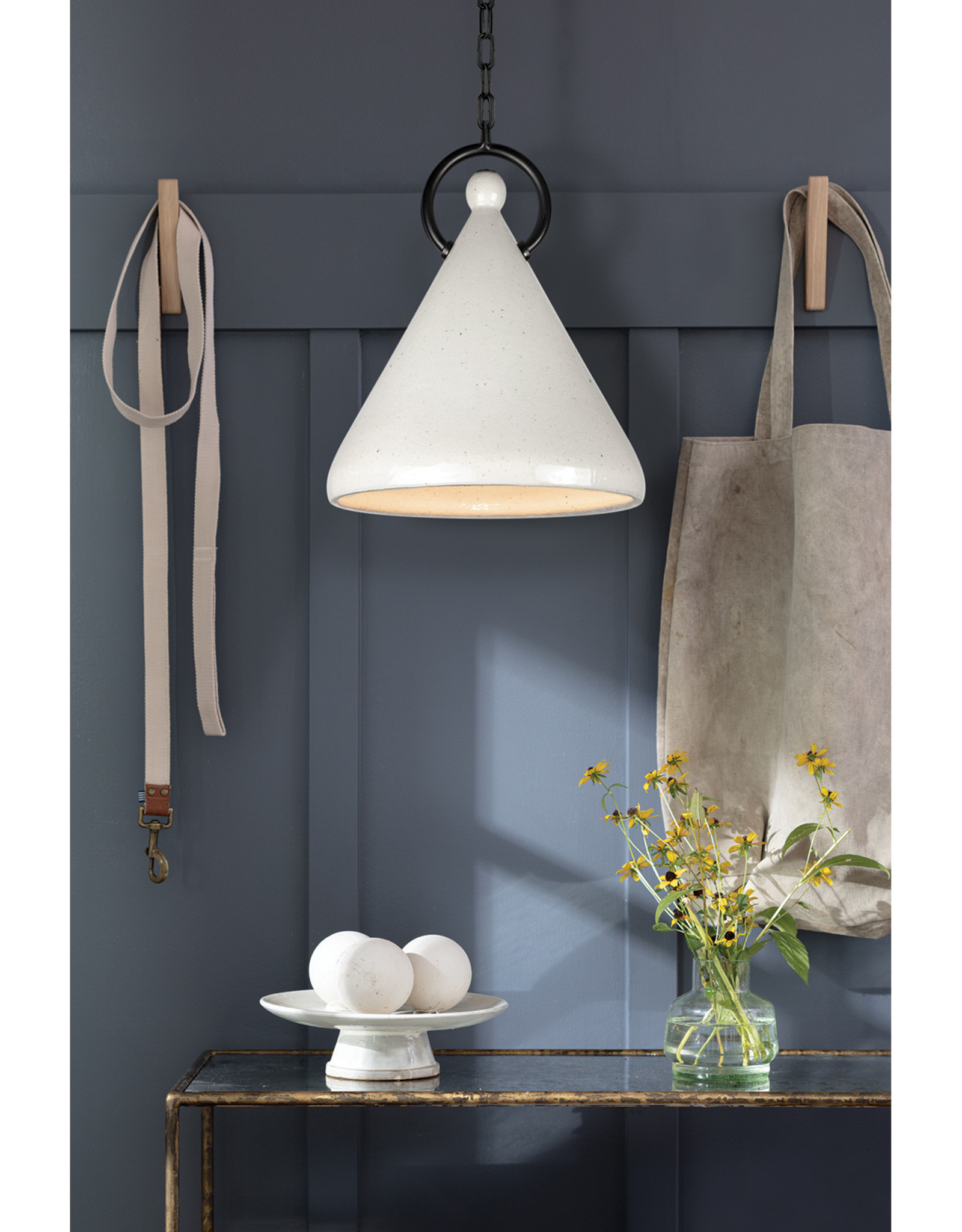 Southern Living Talbot Ceramic Pendant