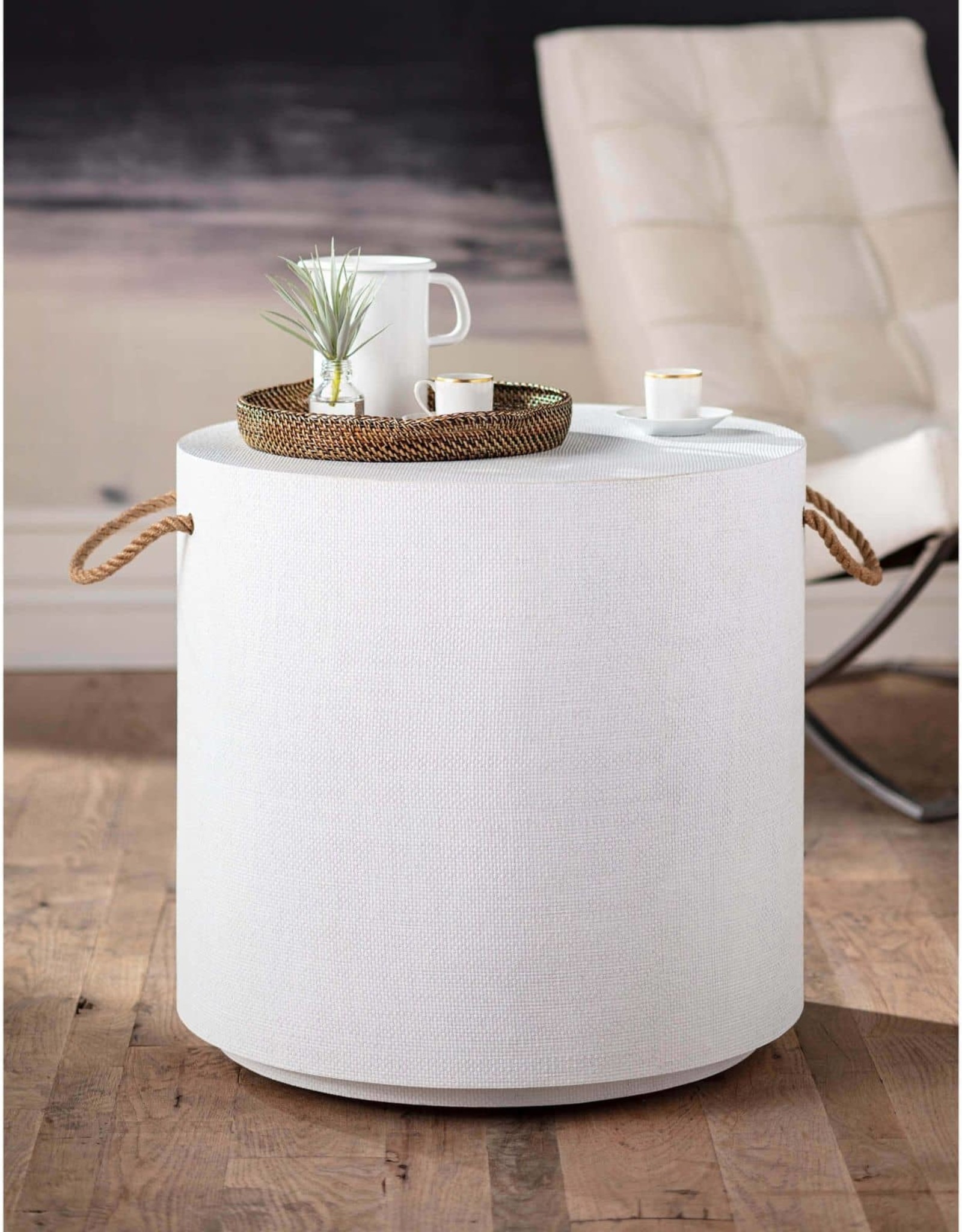 Regina Andrew Design Aegean Round Table (White)