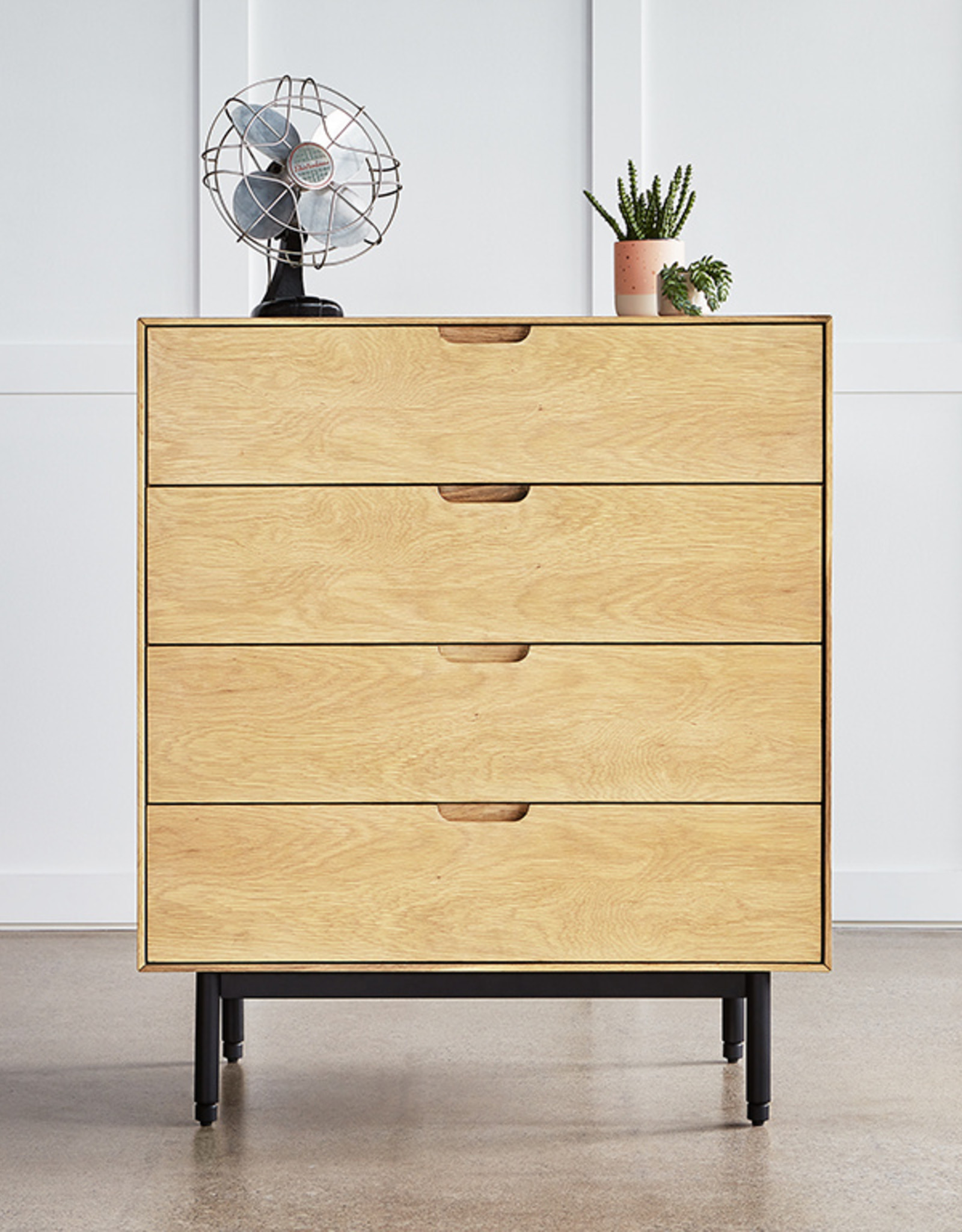 Gus* Modern Munro 4 Drawer Dresser