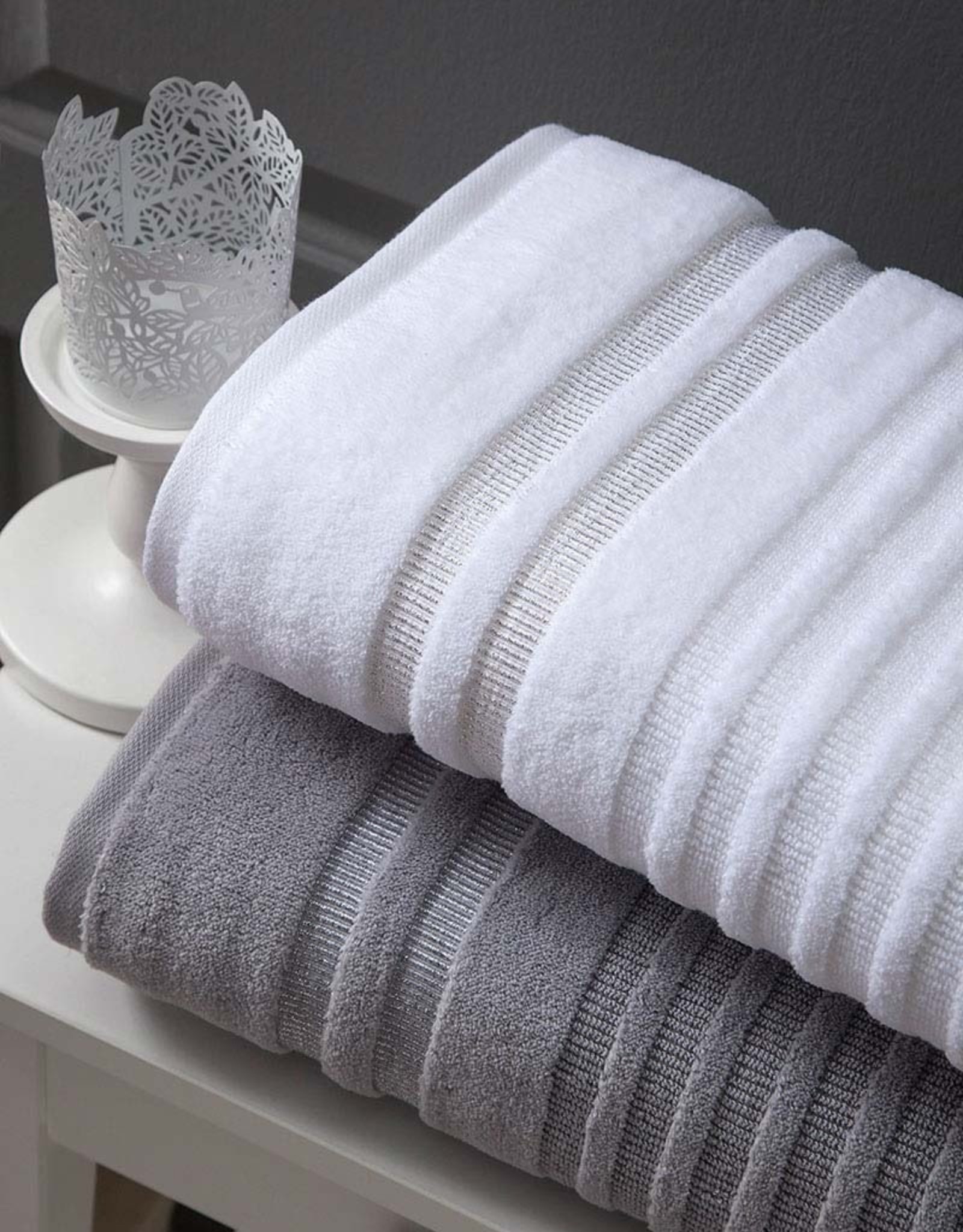 Adaste Home Inc Enchanted Hand Towel