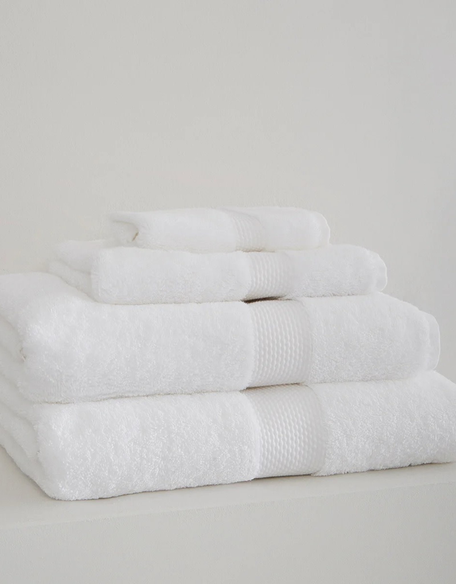 White Bath Towels — Ada Avenue Interiors