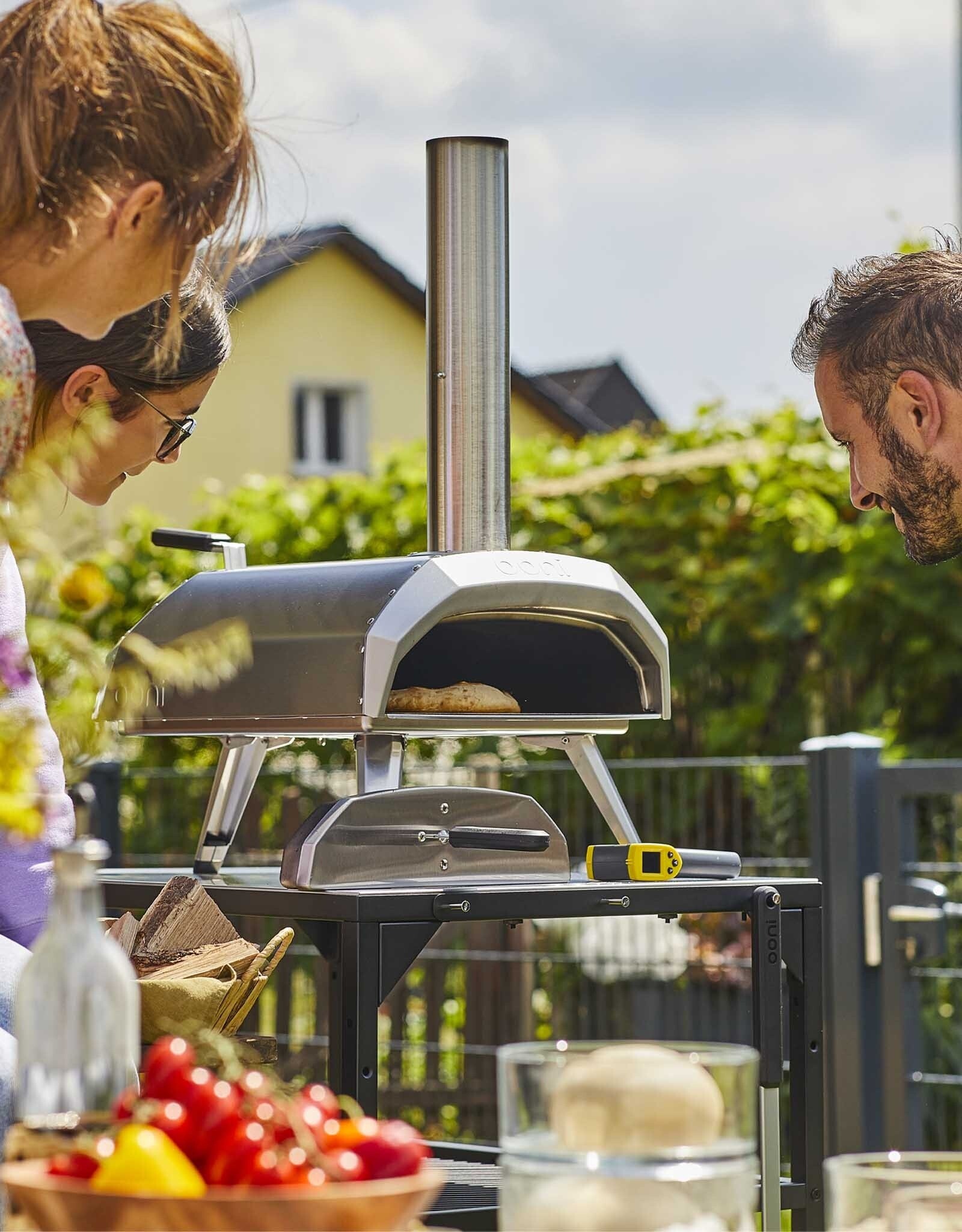 Ooni Karu 12 Multi-Fuel Pizza Oven