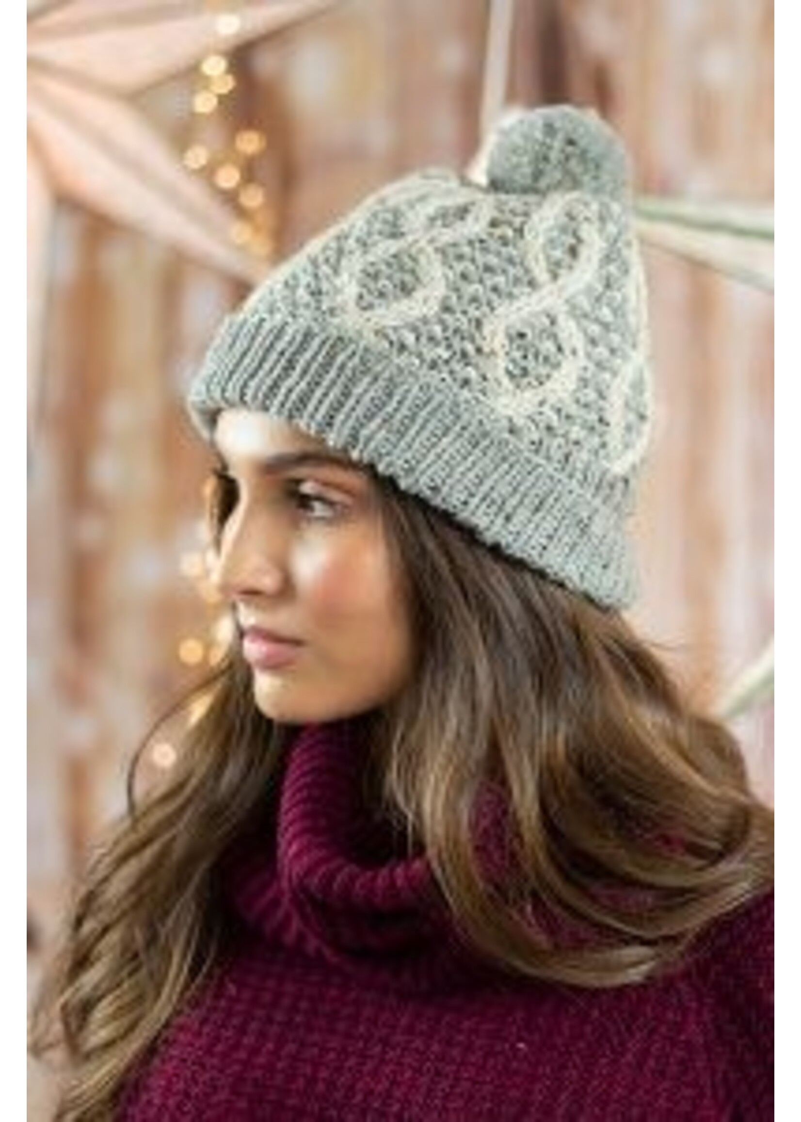 Universal Yarns Ginger Snap Hats kit