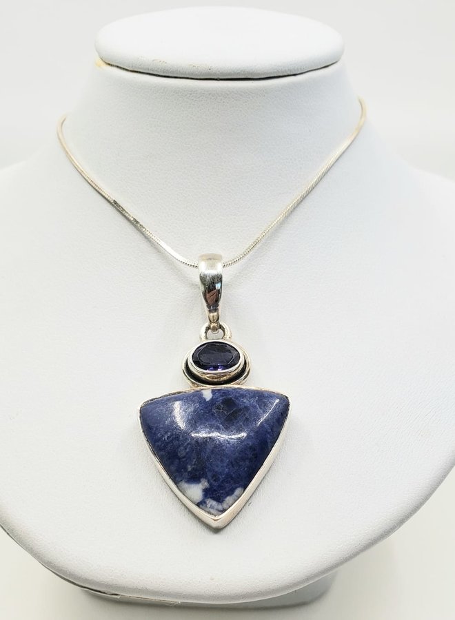 sodalite and kayanite pendant