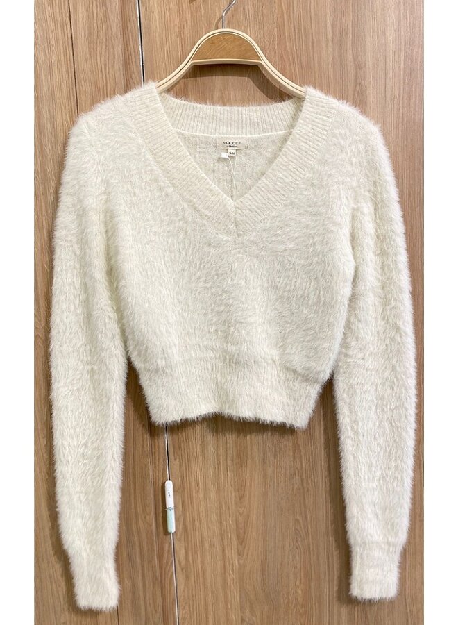 Cropped fuzzy sweater