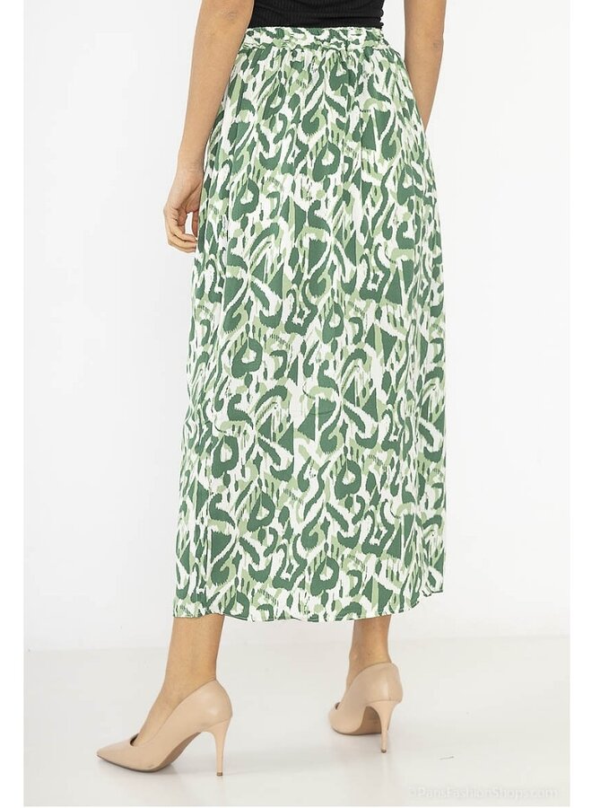 Green foliage pattern skirt