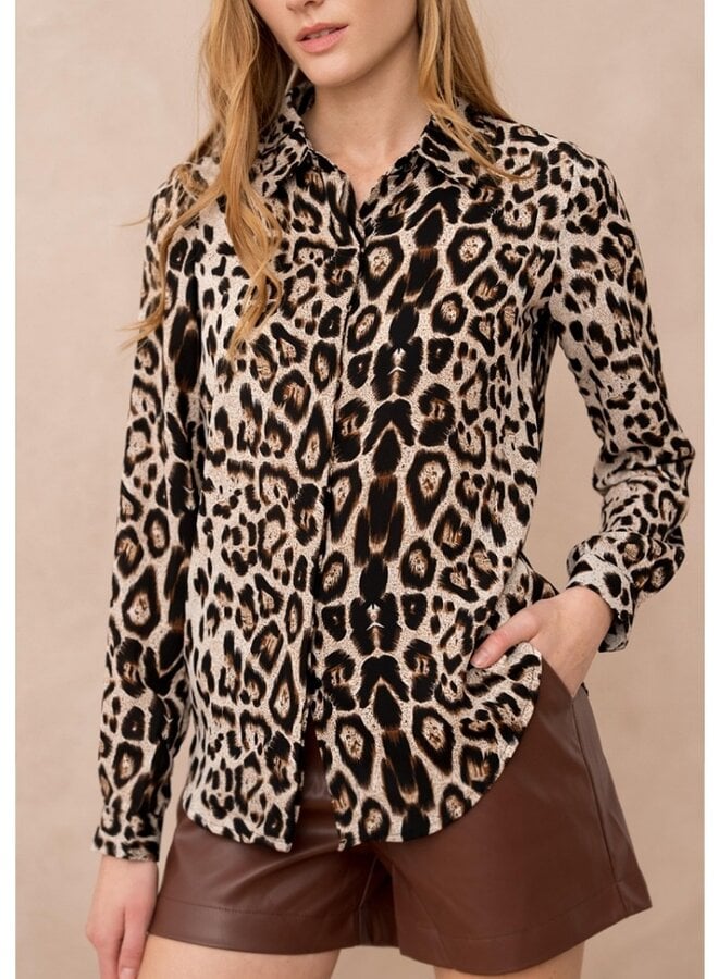 Leo print shirt