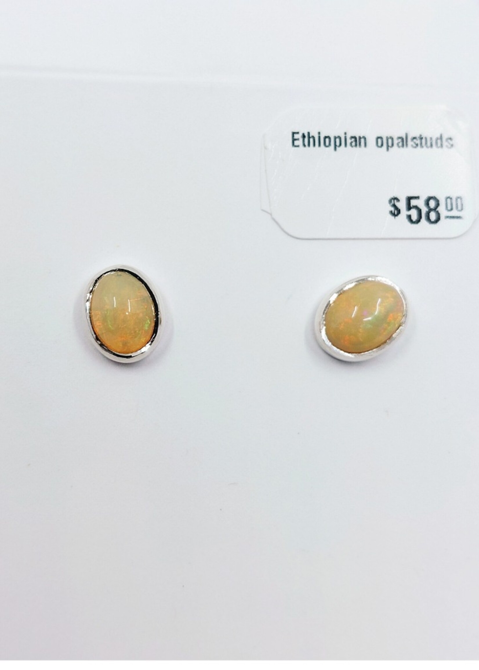 Ethiopian opalstuds