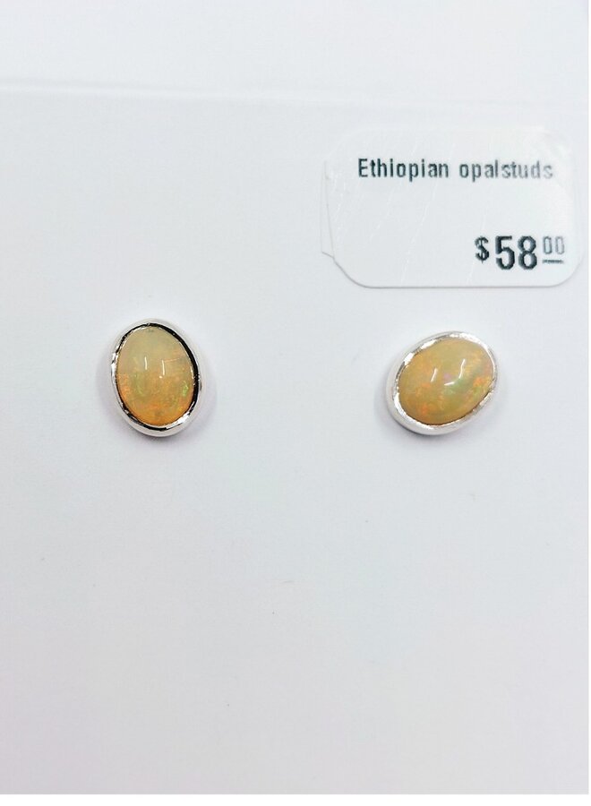 Ethiopian opalstuds