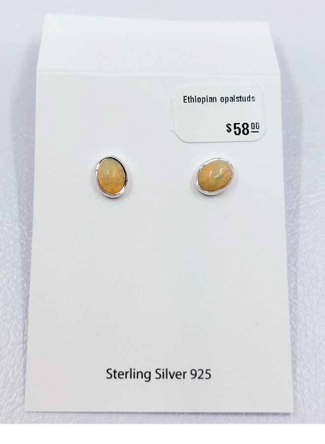 Ethiopian opalstuds