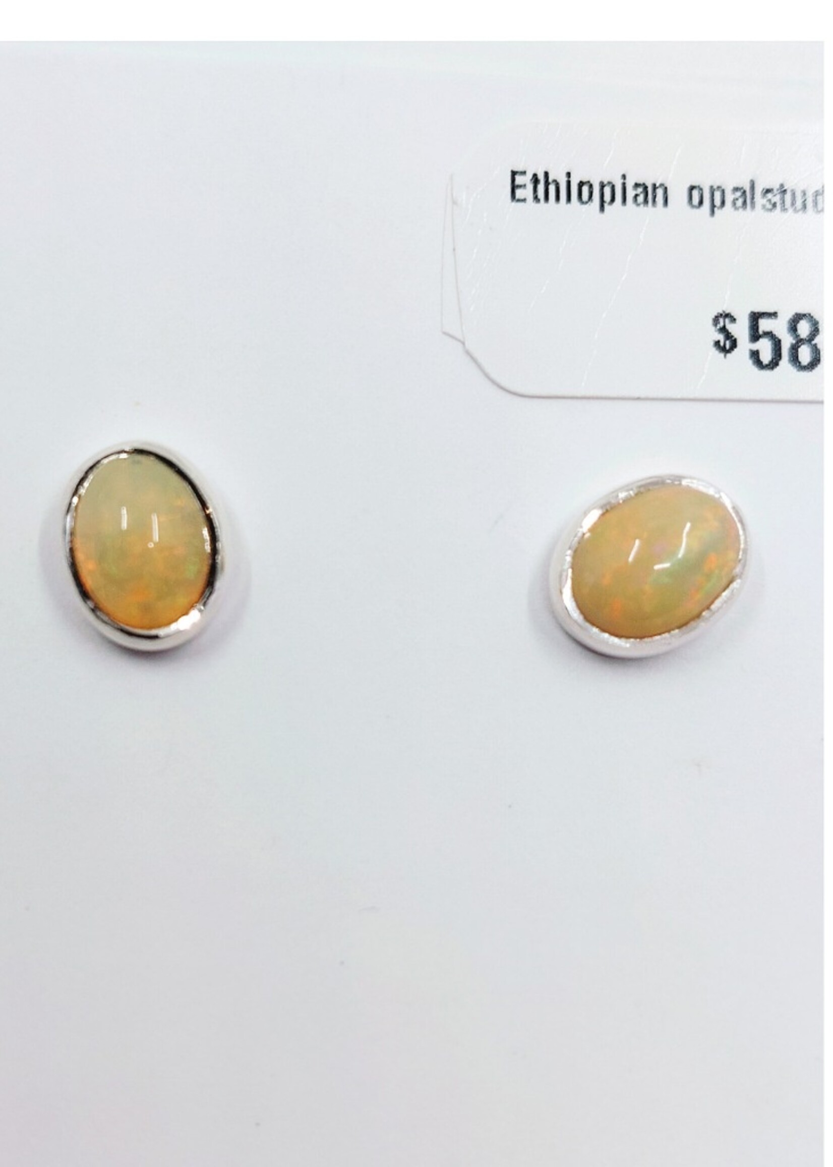 Ethiopian opalstuds