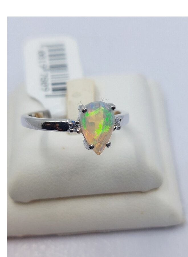 Ethiopian opal ring size 7