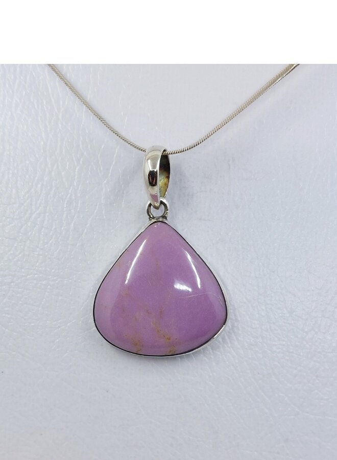 phosphosiderite pendant with silver chain