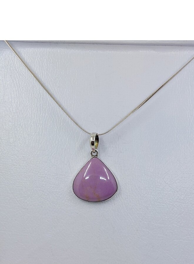 phosphosiderite pendant with silver chain