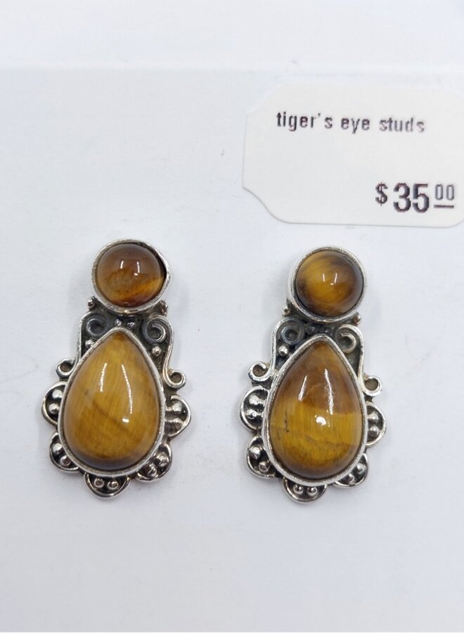 tiger's eye studs