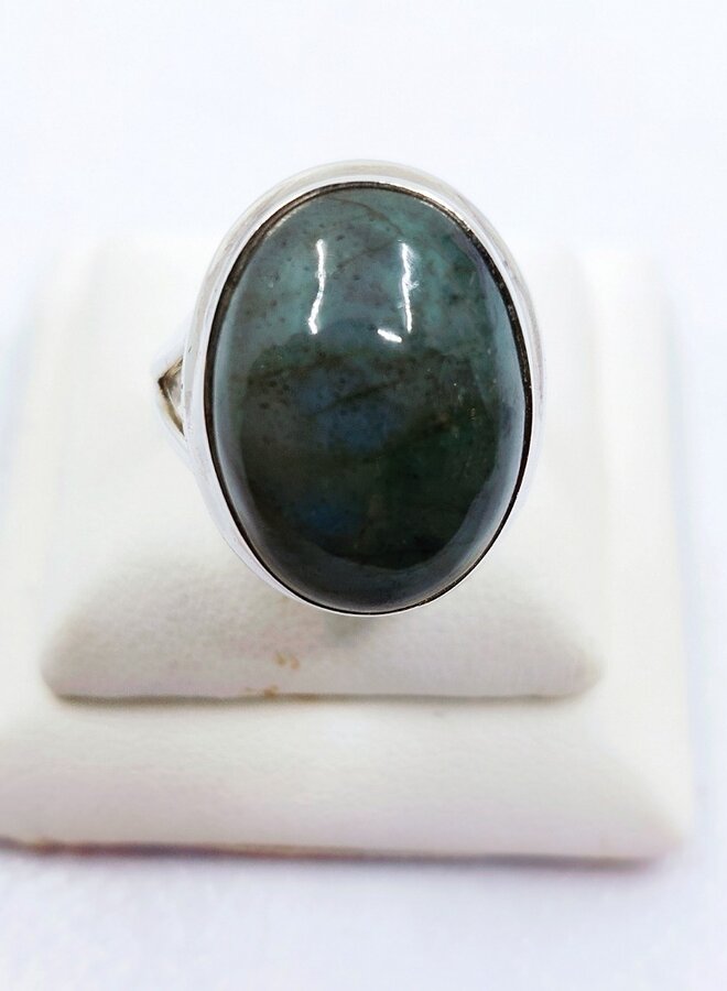 Labradorite ring size 7