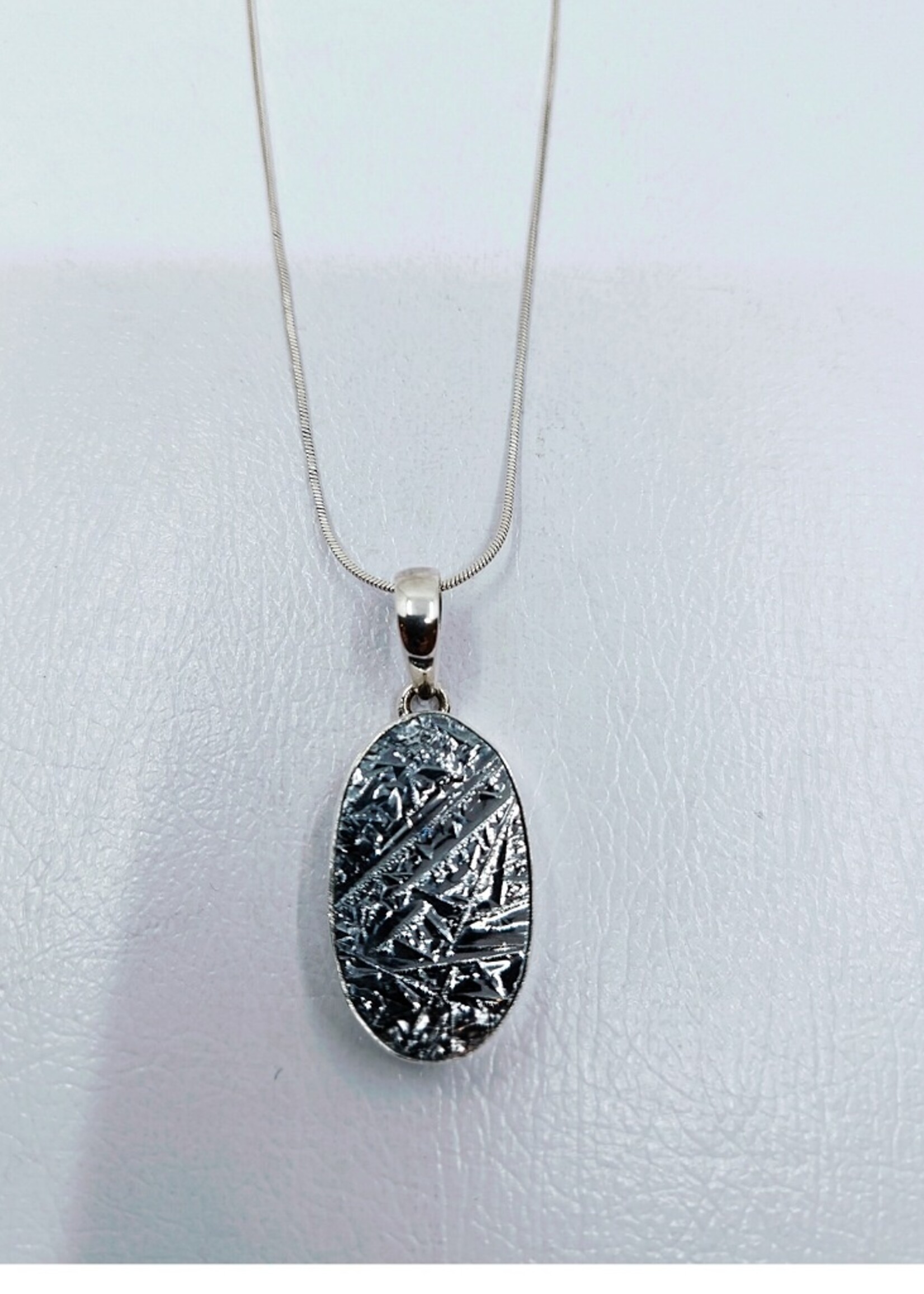 silicon quartz pendant