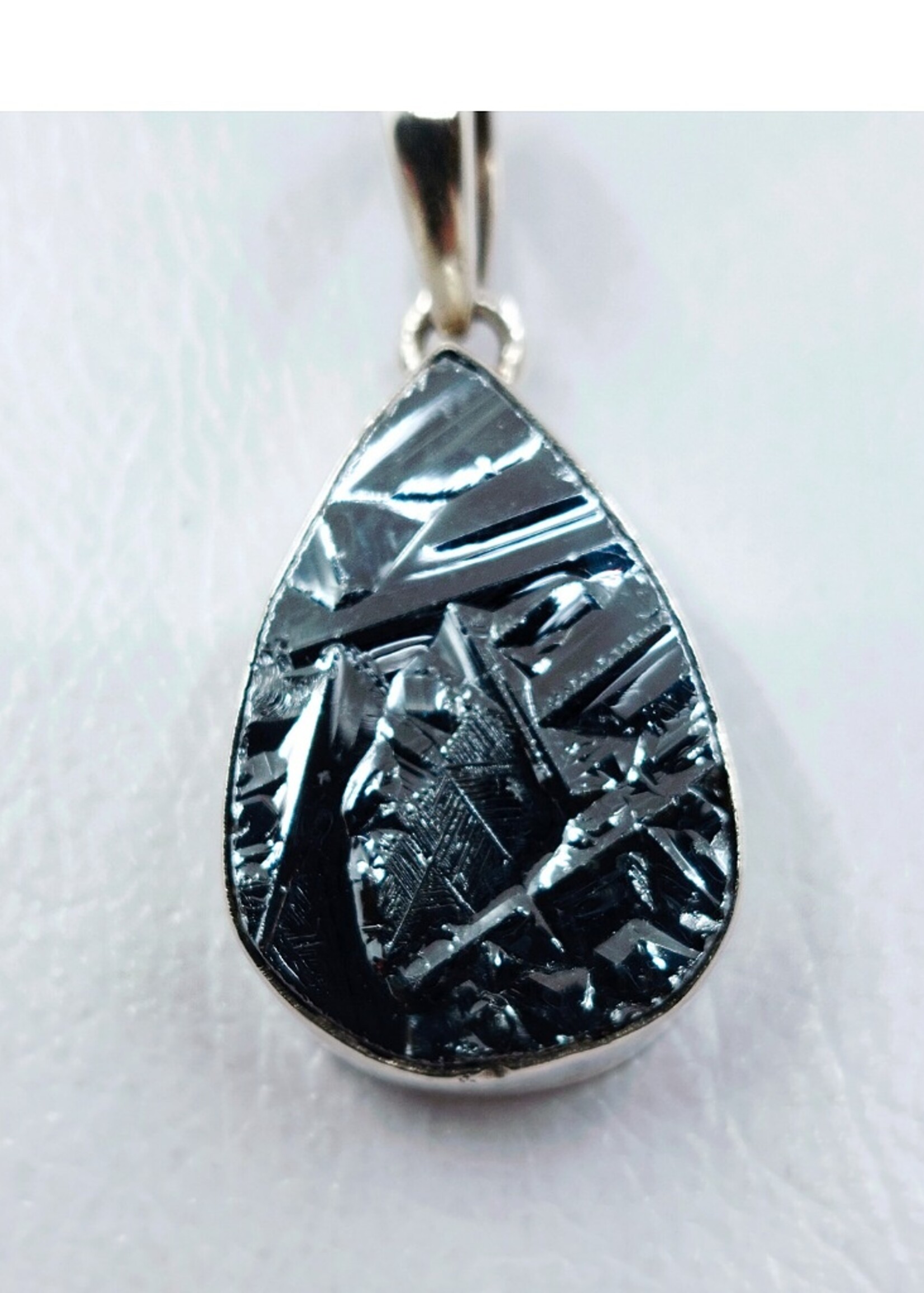 Silicon Quartz Pendant