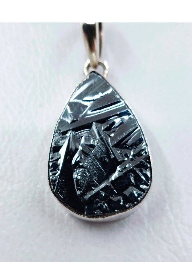 Silicon Quartz Pendant